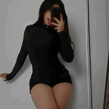 Full leaked Babynhoauwu private photo