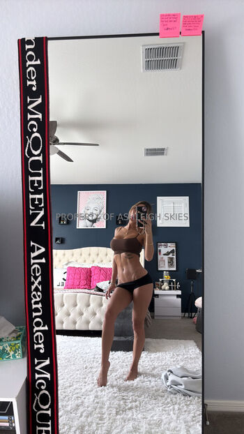 Full leaked Badbabysitter private photo