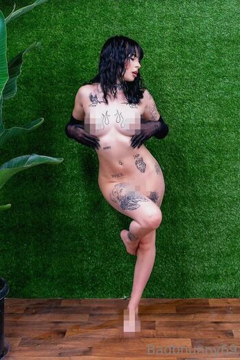 Full leaked Badbhunny private photo