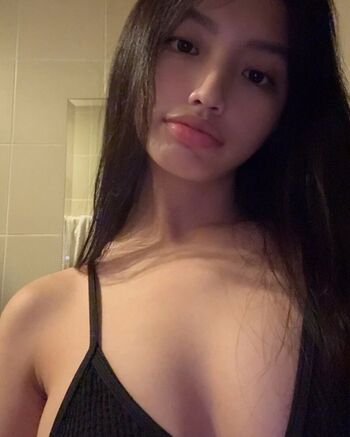 Full leaked Badbinch private photo