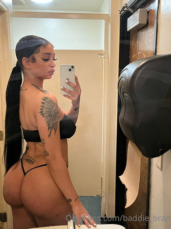 Full leaked Baddie bran page private photo