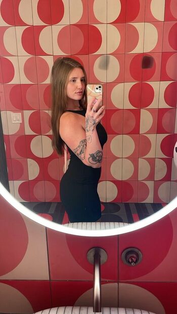 Full leaked Badgal private photo