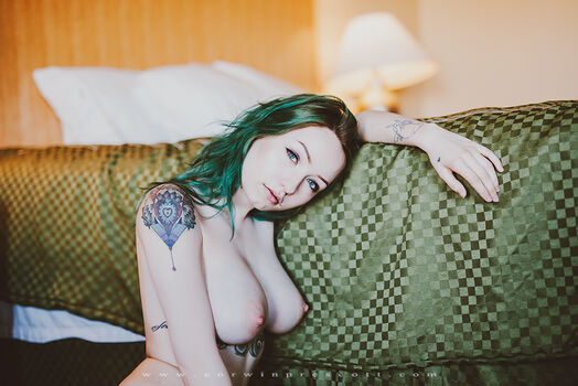 Full leaked Baesuicide private photo