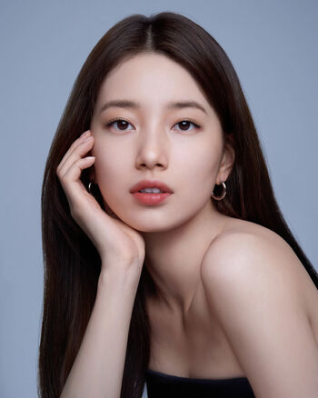 Full leaked Baesuzy private photo