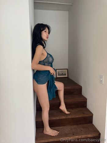 Full leaked Baesylvie  page private photo
