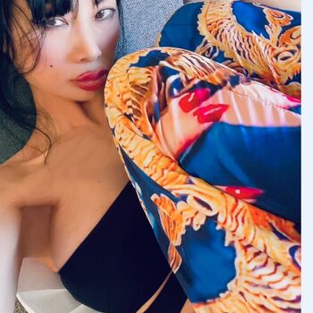 Full leaked Bai ling  page private photo