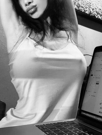 Full leaked Bai ling private photo