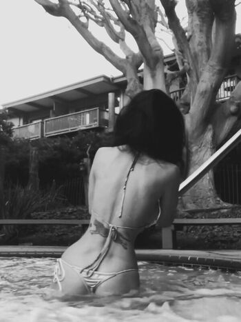 Full leaked Bai ling  page private photo