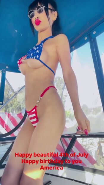 Full leaked Bai ling  page private photo