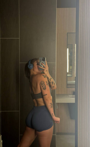 Full leaked Baileygoat page private photo