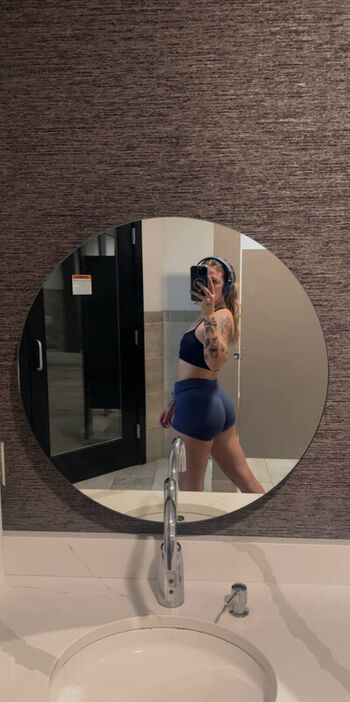 Full leaked Baileygoat page private photo
