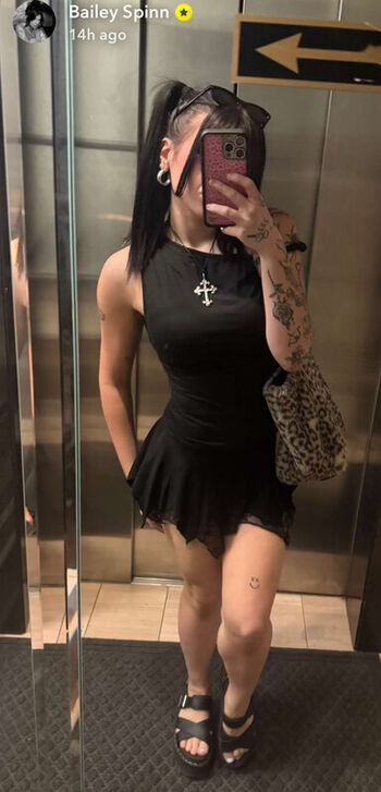 Full leaked Baileyspinn private photo