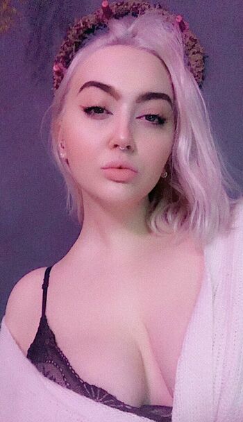 Full leaked Bambi amby private photo