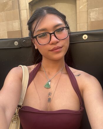 Full leaked Banhmibaddie private photo