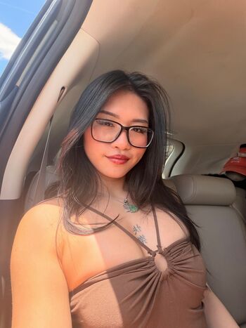 Full leaked Banhmibaddie private photo