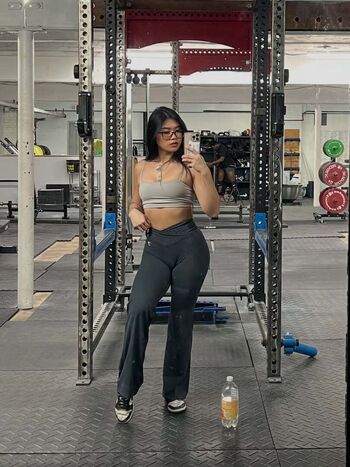 Full leaked Banhmibaddie private photo