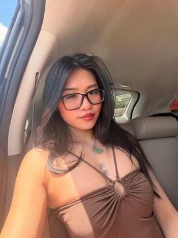 Full leaked Banhmibaddie private photo