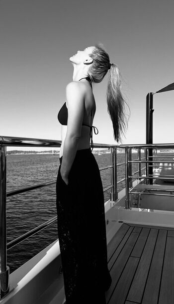 Full leaked Bar refaeli private photo