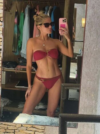 Full leaked Barbara evans private photo