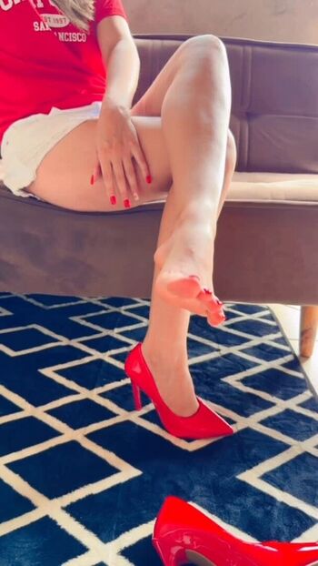 Full leaked Barbiefeetsoles private photo