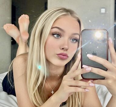 Full leaked Bare feet private photo