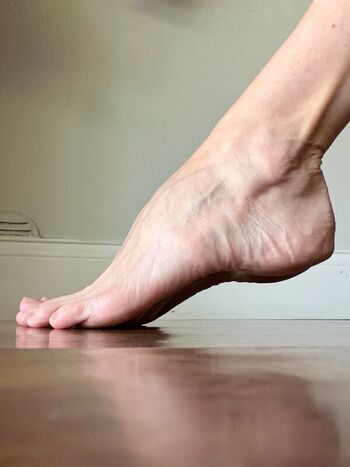 Barearchedbeauty