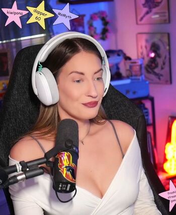 Full leaked Basicwitgirl page private photo