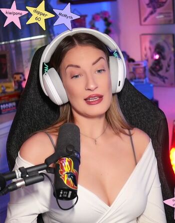 Full leaked Basicwitgirl page private photo