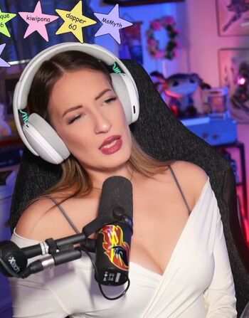 Full leaked Basicwitgirl private photo