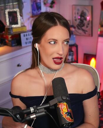 Full leaked Basicwitgirl page private photo