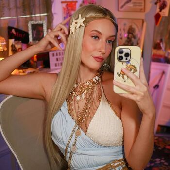 Full leaked Basicwitgirl page private photo