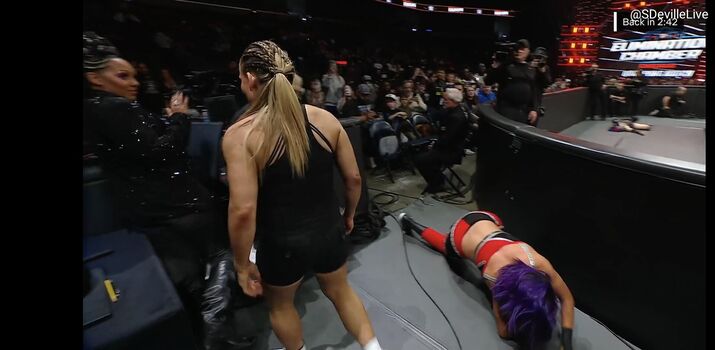 Full leaked Bayley page private photo