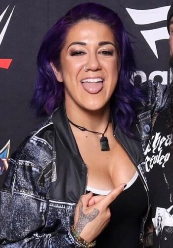 Full leaked Bayley private photo