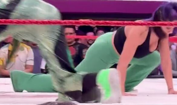 Full leaked Bayley page private photo