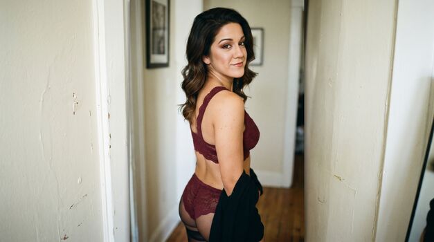 Full leaked Bayley page private photo