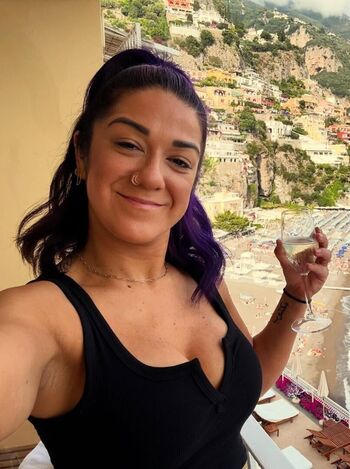 Full leaked Bayley private photo