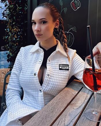 Full leaked Be aunique private photo