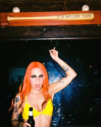 Full leaked Bea miller private photo
