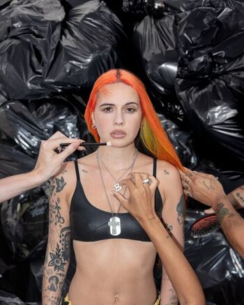 Full leaked Bea miller private photo
