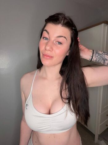 Full leaked Bea priestley private photo