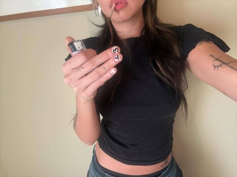Full leaked Beabadoobee radvxz private photo