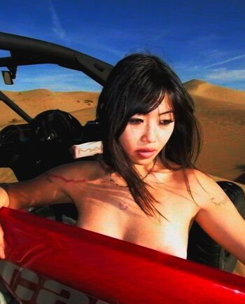Full leaked Beabadoobee private photo