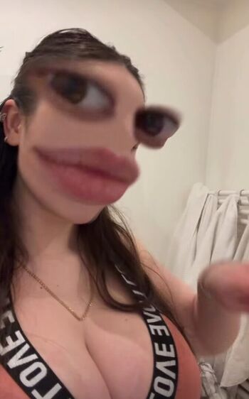 Full leaked Beatrice dumbrava private photo