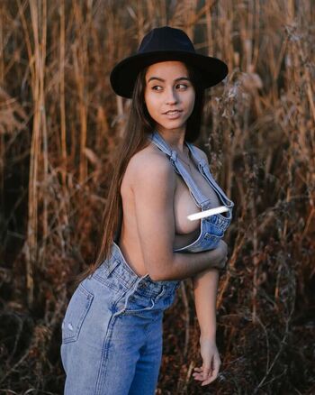 Full leaked Beatriz oliveira private photo