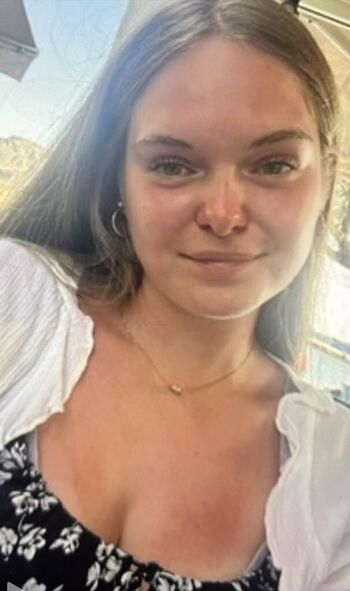 Full leaked Beaxbea private photo