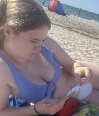 Full leaked Beaxbea private photo