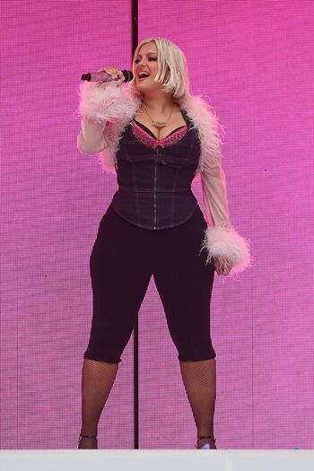 Full leaked Bebe rexha private photo