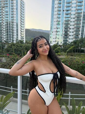 Full leaked Beca barreto page private photo