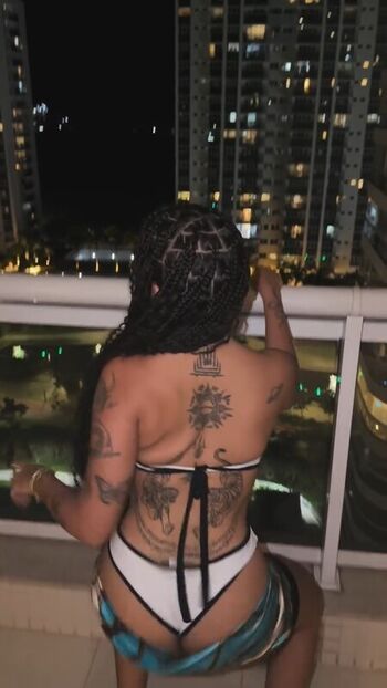 Full leaked Beca barreto private photo