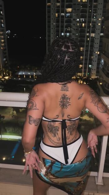 Full leaked Beca barreto private photo